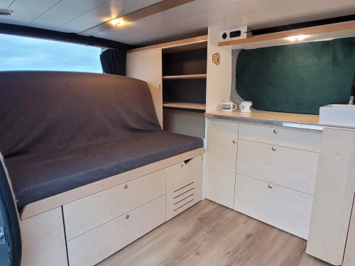 Van et Rance - aménagement sur mesure - Trafic 3 intérieur salon cuisine